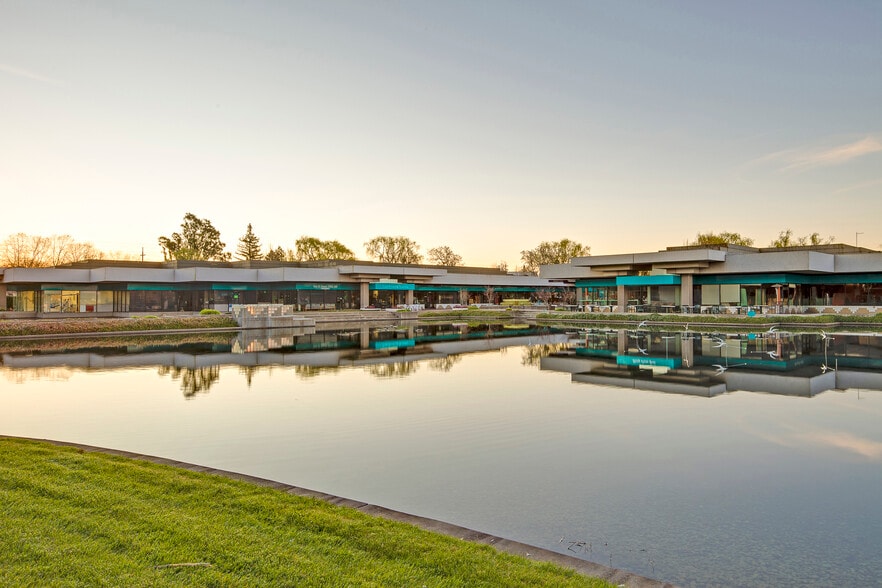 130 Stony Point Rd, Santa Rosa, CA for lease - Primary Photo - Image 1 of 6