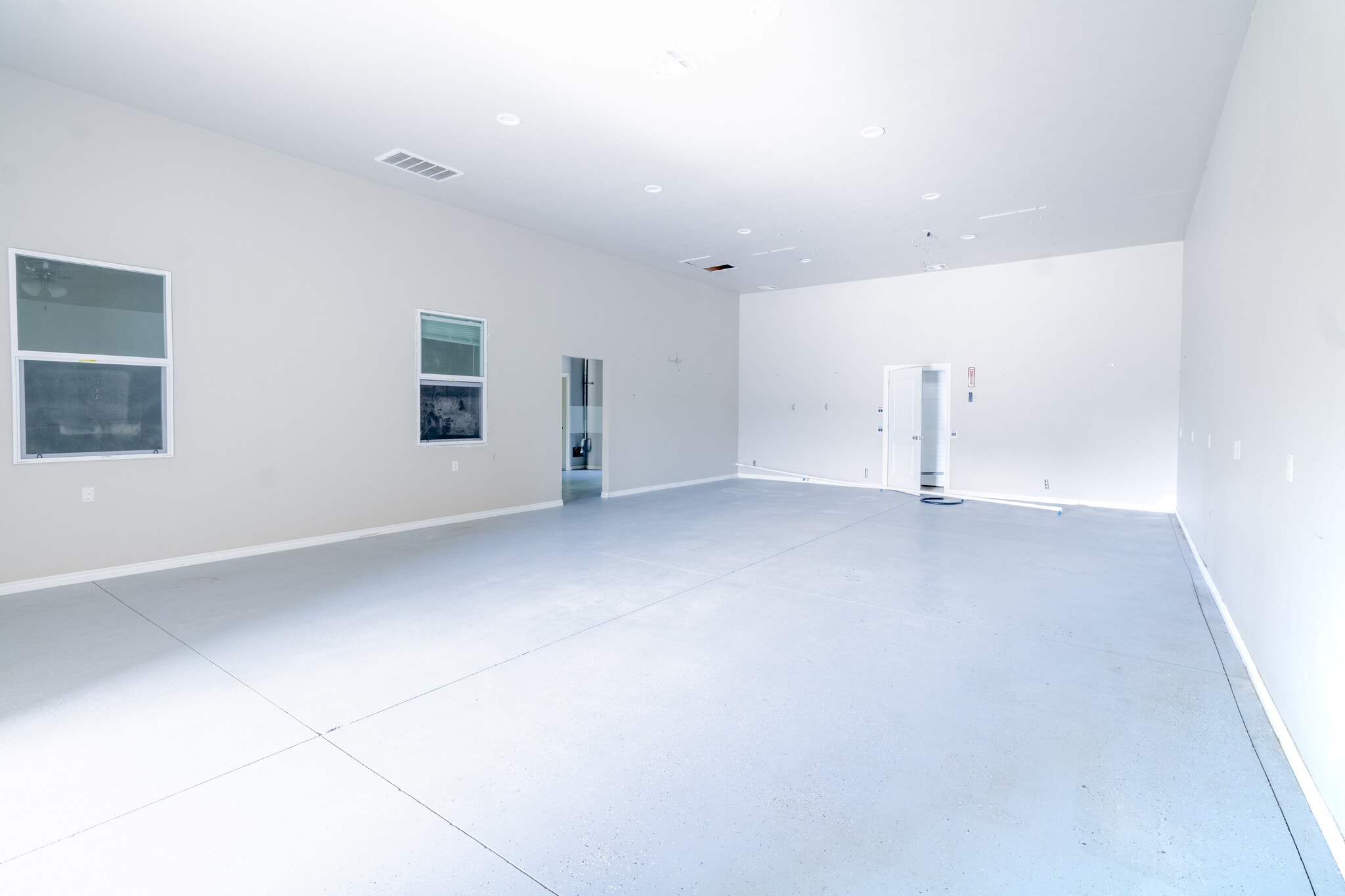 6932 Highwater Cir, Edmond, OK for lease Interior Photo- Image 1 of 13