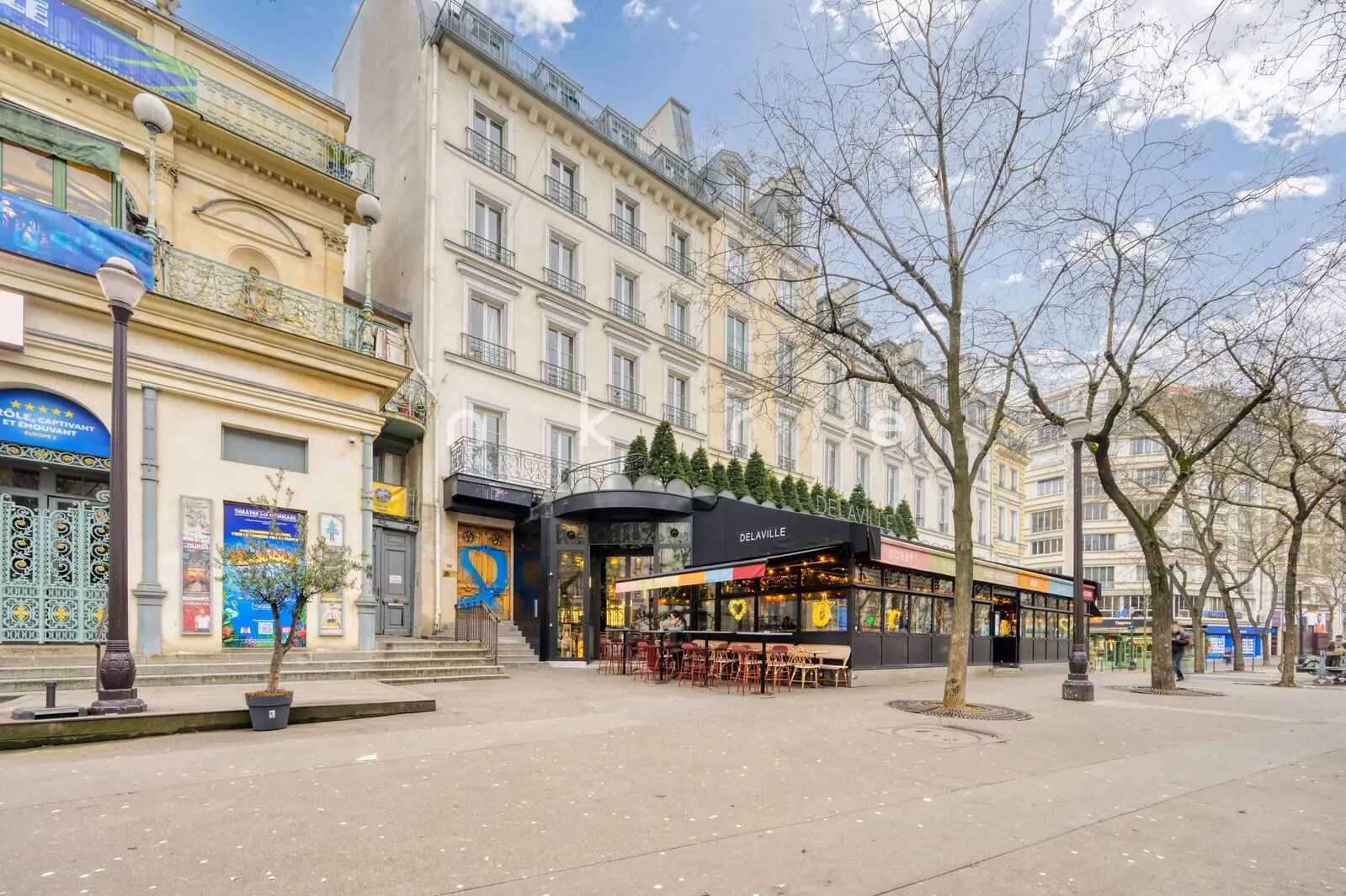 Office in Paris for lease Building Photo- Image 1 of 12