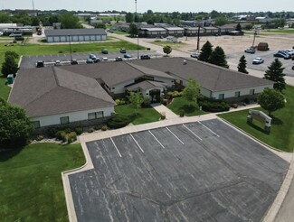 More details for 503 Highway 2 W, Devils Lake, ND - Office for Lease