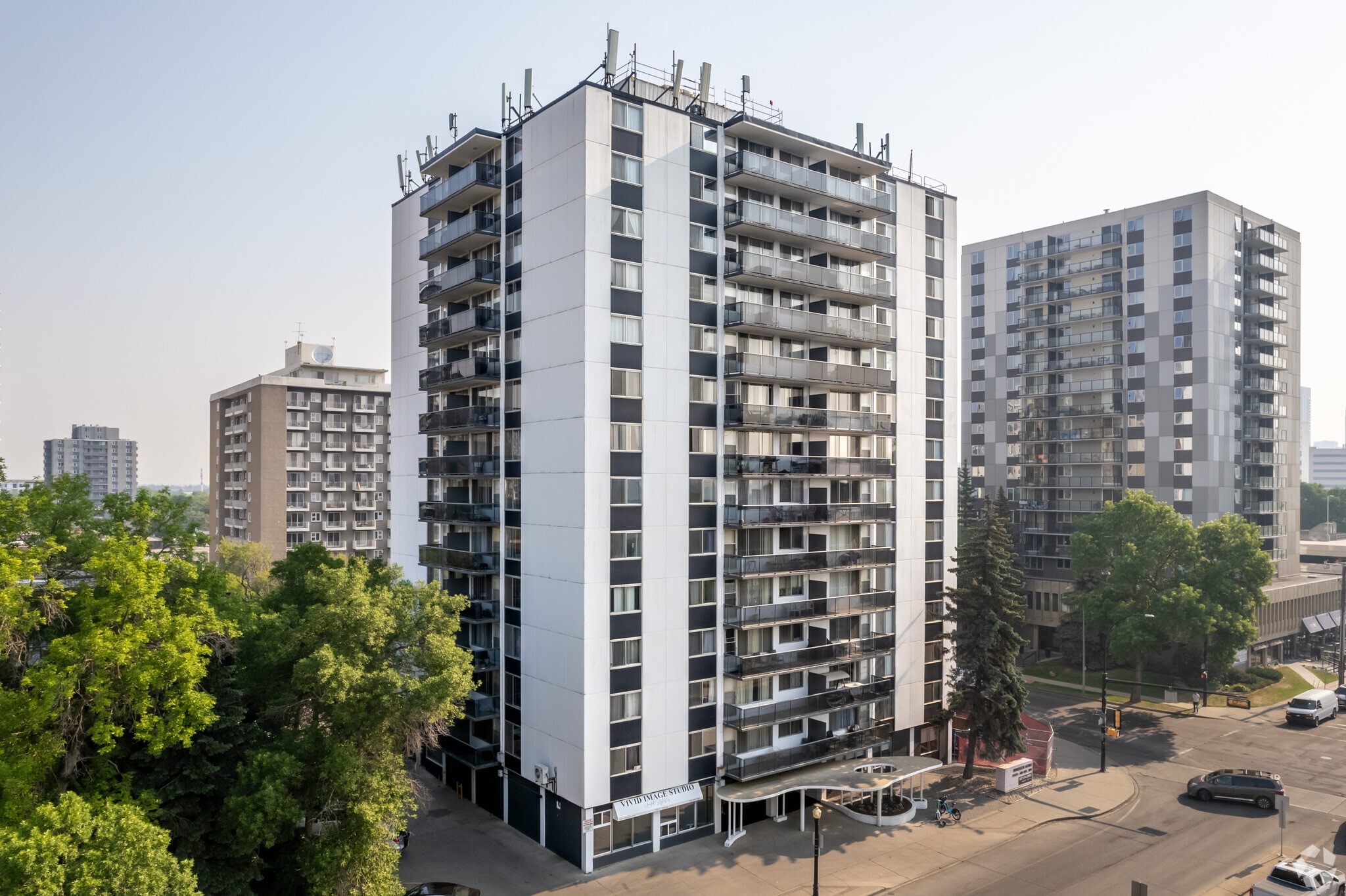 11610 100 Ave NW, Edmonton, AB for sale Primary Photo- Image 1 of 1