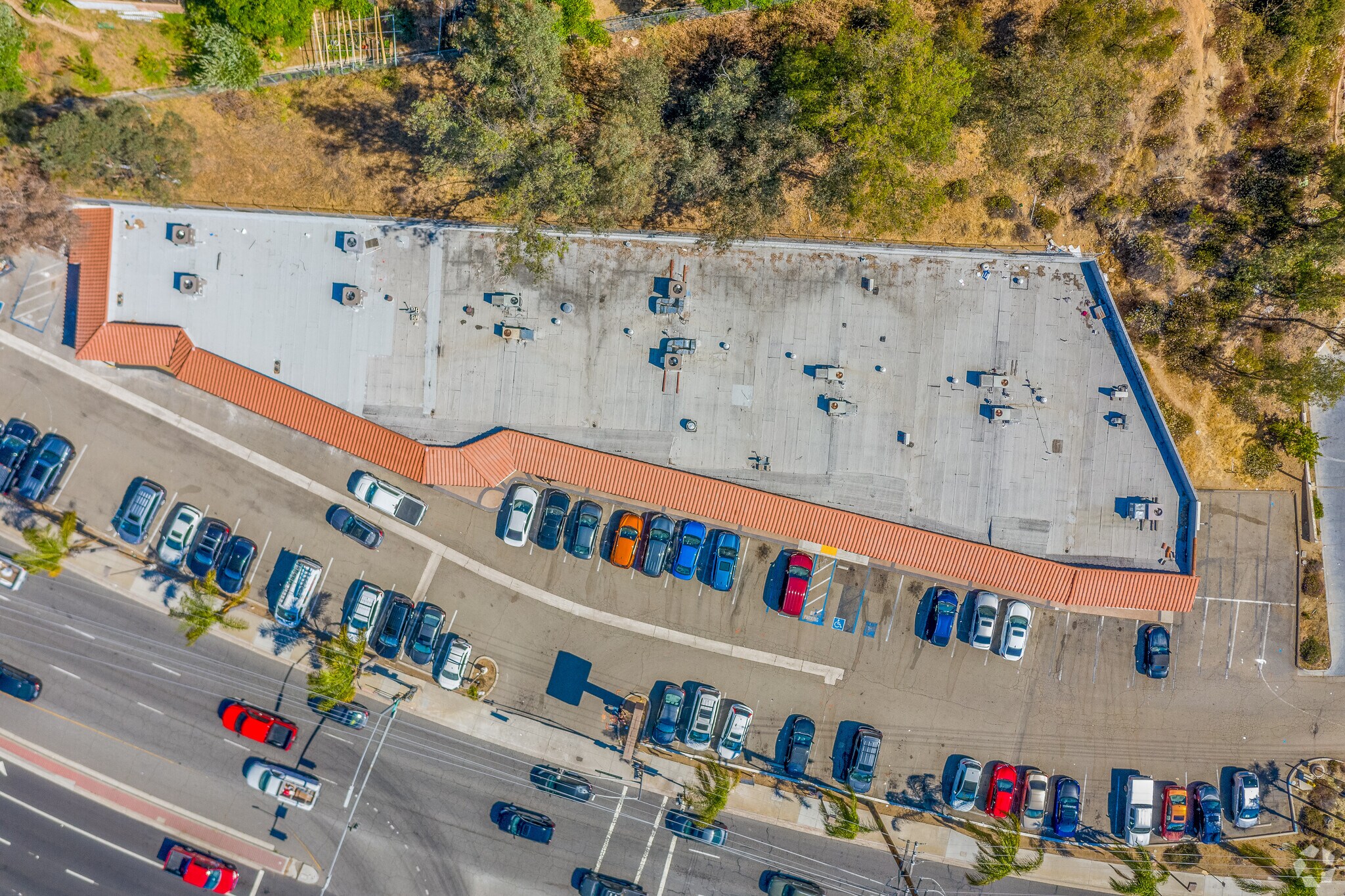 945 W Valley Pky, Escondido, CA 92025 945 W Valley Parkway