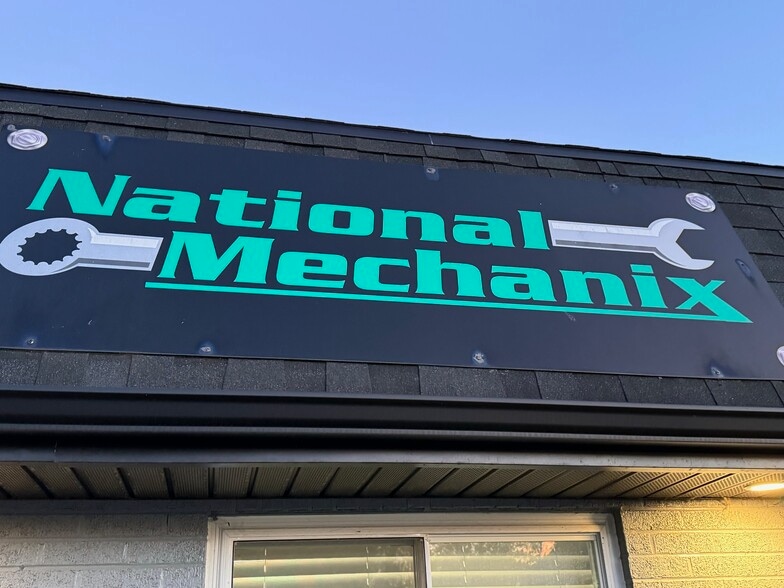 201 S Mill St, South Lyon, MI for sale - Building Photo - Image 3 of 15