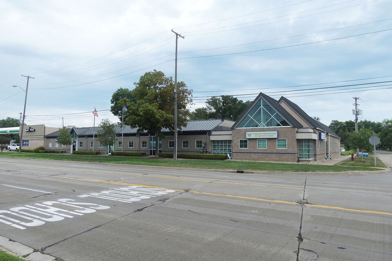 26210 Harper Ave Saint Clair Shores Mi 48081 Office For Lease Loopnet Com