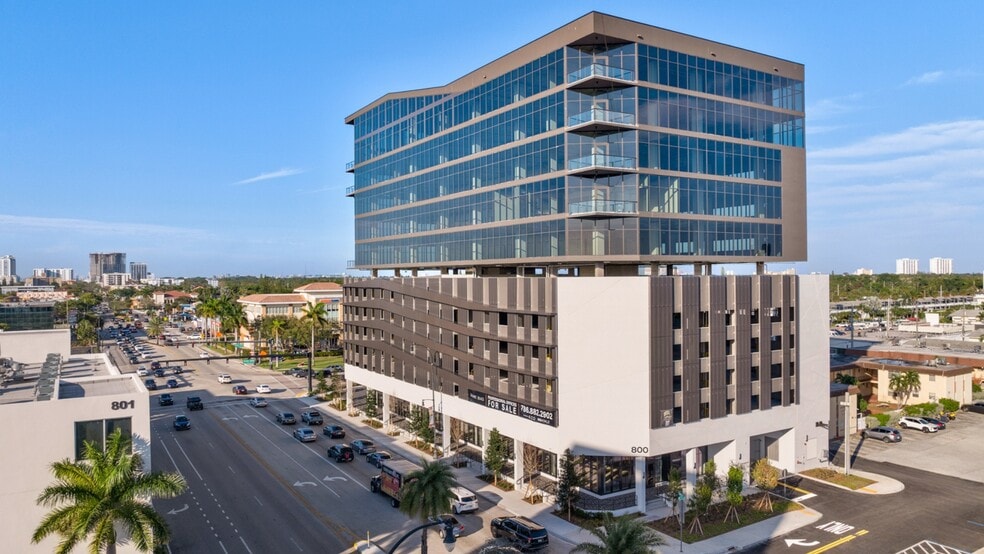 800 N Federal Hwy, Hallandale Beach, FL for sale - Building Photo - Image 2 of 10