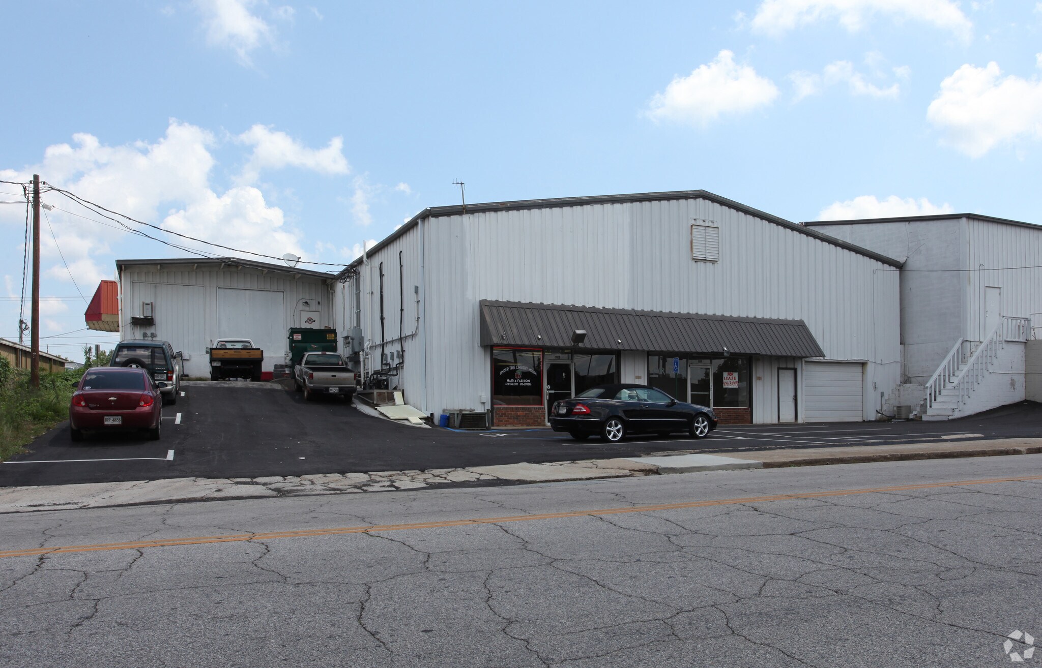 523-525 SW Main St, Gainesville, GA for sale Primary Photo- Image 1 of 1