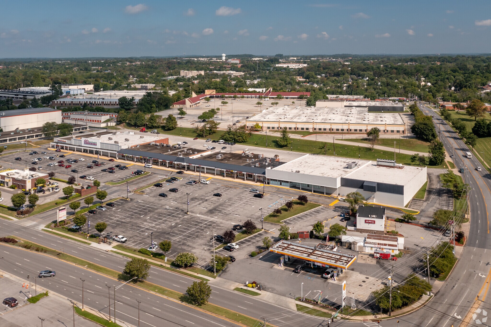 66006658 Security Blvd, Woodlawn, MD 21207 Meadows Shopping Center