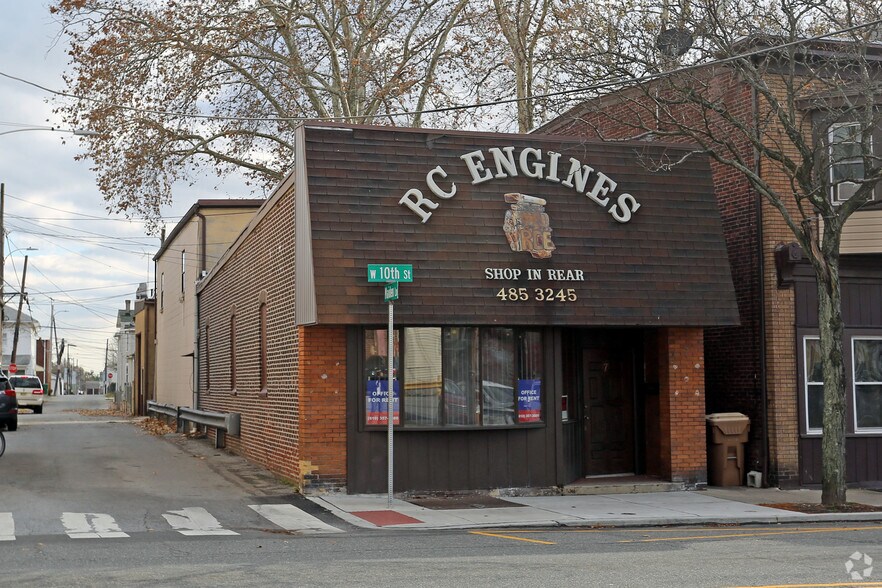 7 W 10th St, Marcus Hook, PA 19061