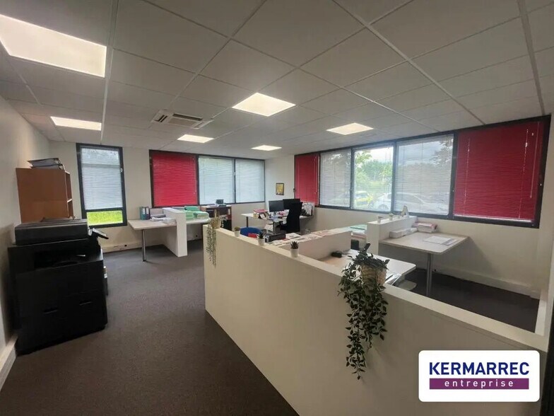 Office in Haute-Goulaine for lease - Building Photo - Image 3 of 7