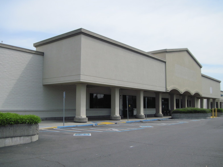 1270-1298 W Capitol Ave, West Sacramento, CA for lease - Building Photo - Image 1 of 9