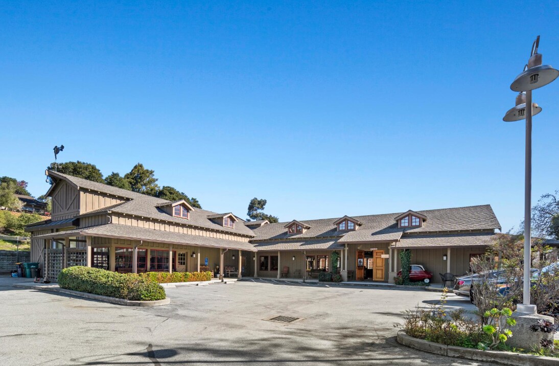 4 E Carmel Valley Rd, Carmel Valley, CA for lease Building Photo- Image 1 of 10