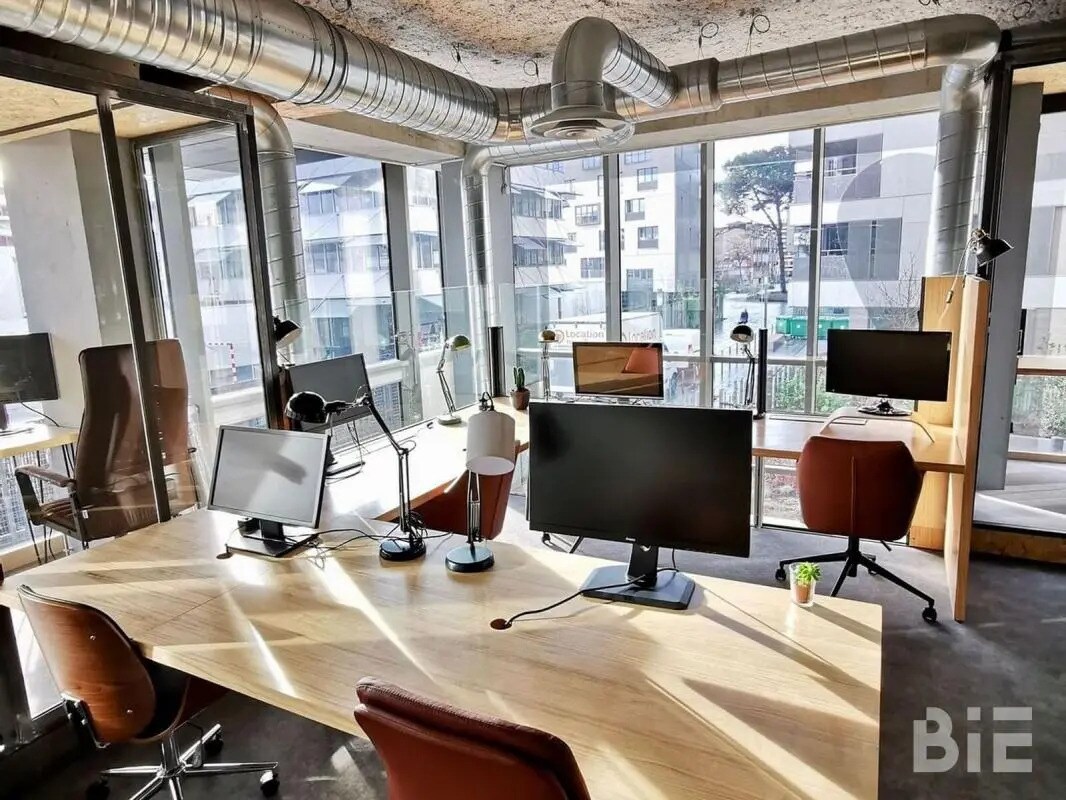 Office in Mérignac for lease Building Photo- Image 1 of 9