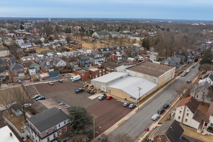 38 Green St, Souderton, PA for lease - Building Photo - Image 2 of 11