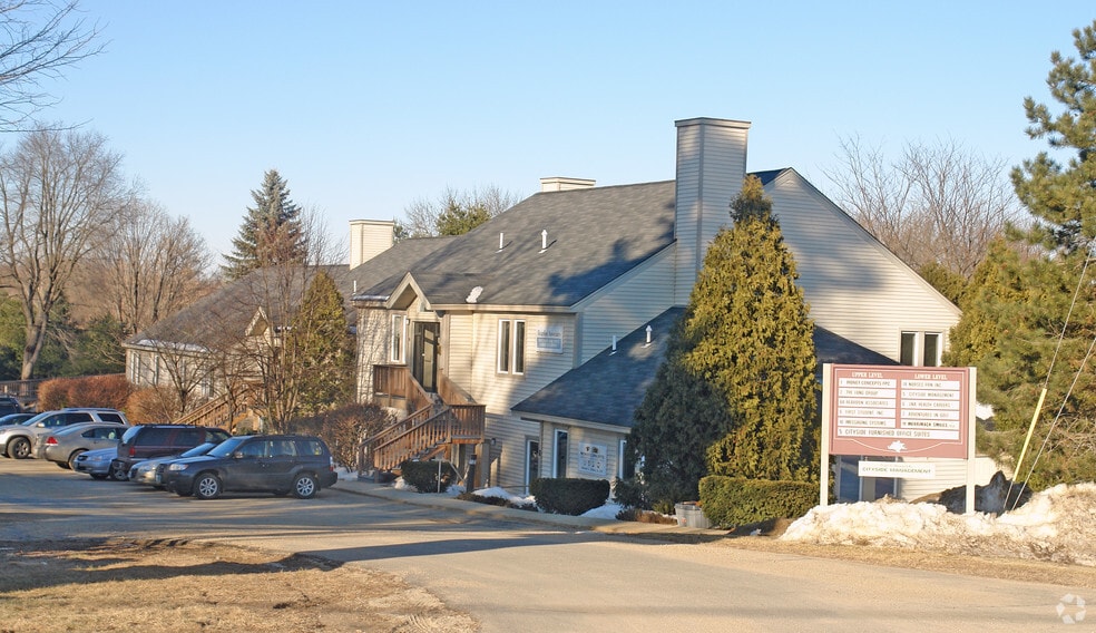 22-24 Greeley St, Merrimack, NH for lease - Primary Photo - Image 2 of 11