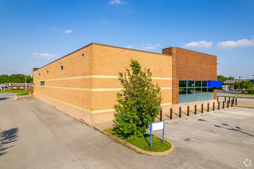 2626 Fort Campbell Blvd, Hopkinsville, KY for sale - Building Photo - Image 3 of 18