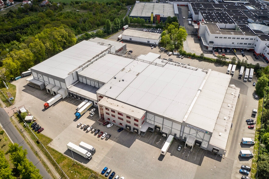 for lease - Primary Photo - Image 1 of 3