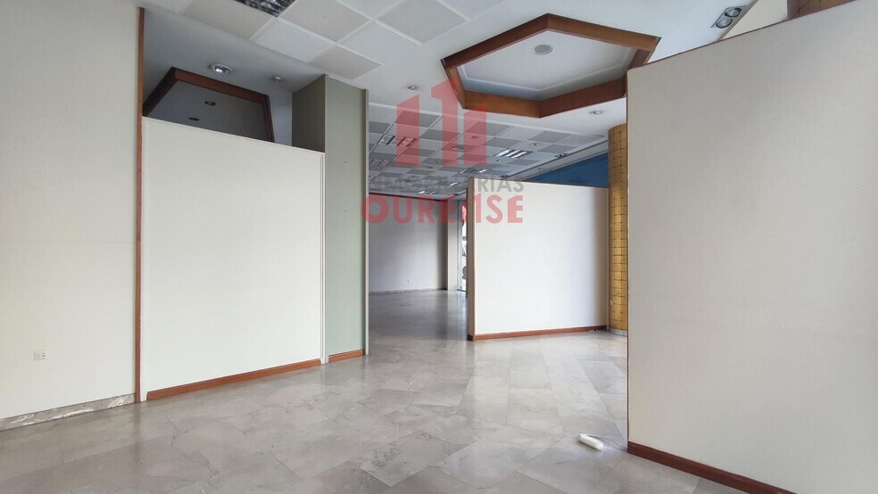 Retail in Ourense for lease - Building Photo - Image 3 of 37