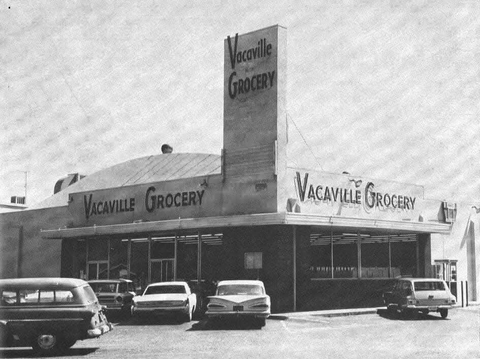 911 Merchant St, Vacaville, CA for lease Building Photo- Image 1 of 12