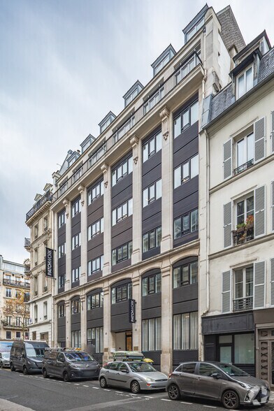 86-90 Rue Notre-Dame De Nazareth, Paris for lease - Building Photo - Image 2 of 3