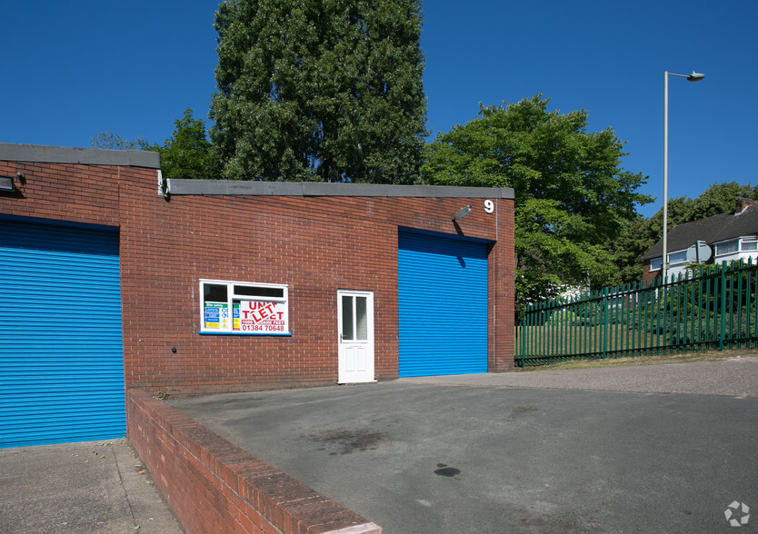 Delph Rd, Brierley Hill for lease - Building Photo - Image 2 of 2