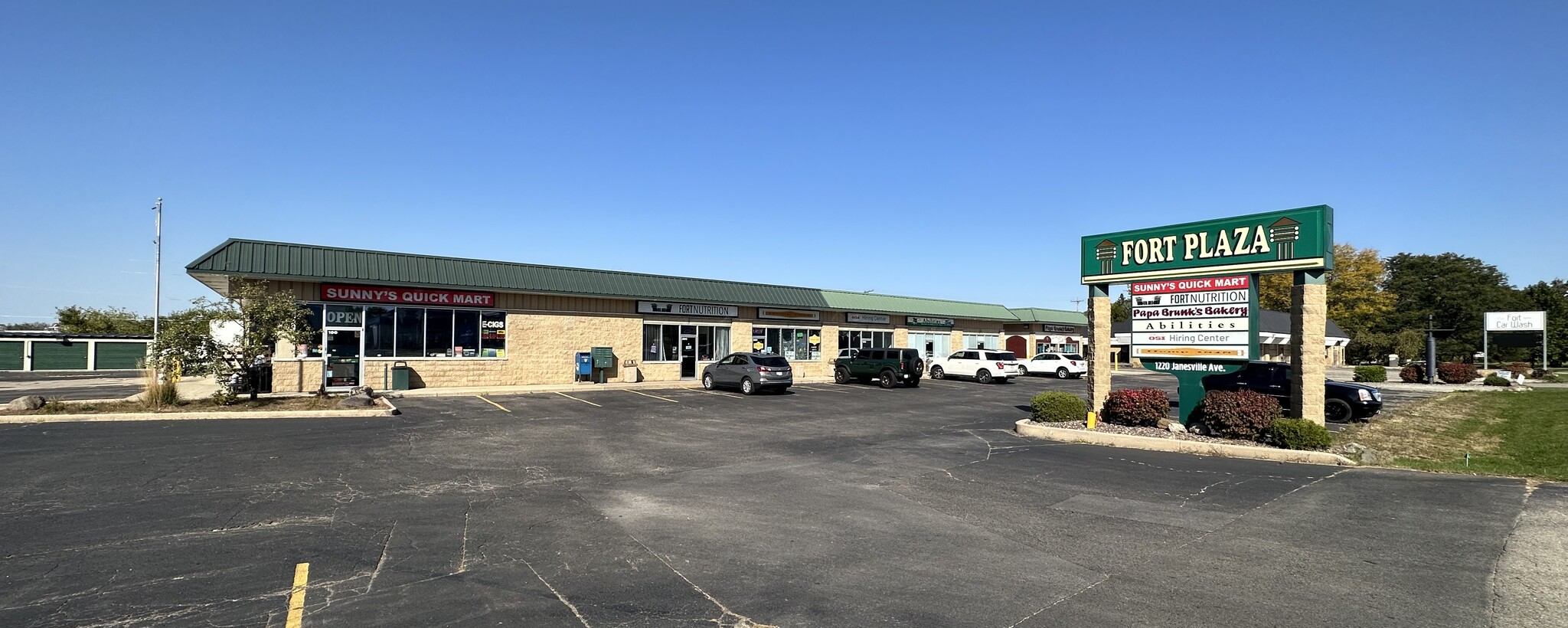 1220 Janesville Ave, Fort Atkinson, WI for lease Building Photo- Image 1 of 6