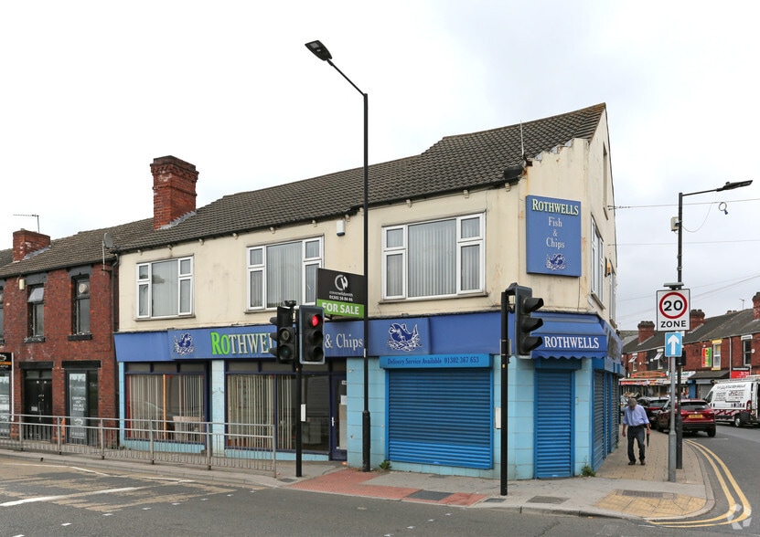 16 Market Pl, Doncaster for lease - Primary Photo - Image 1 of 6