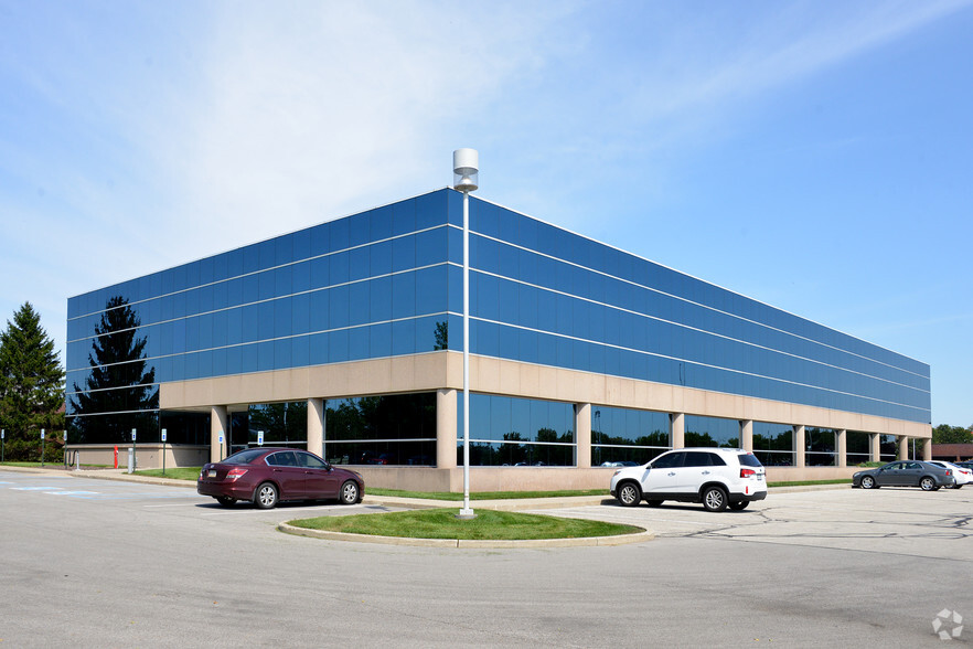 9465 Counselors Row, Indianapolis, IN for lease - Primary Photo - Image 1 of 11