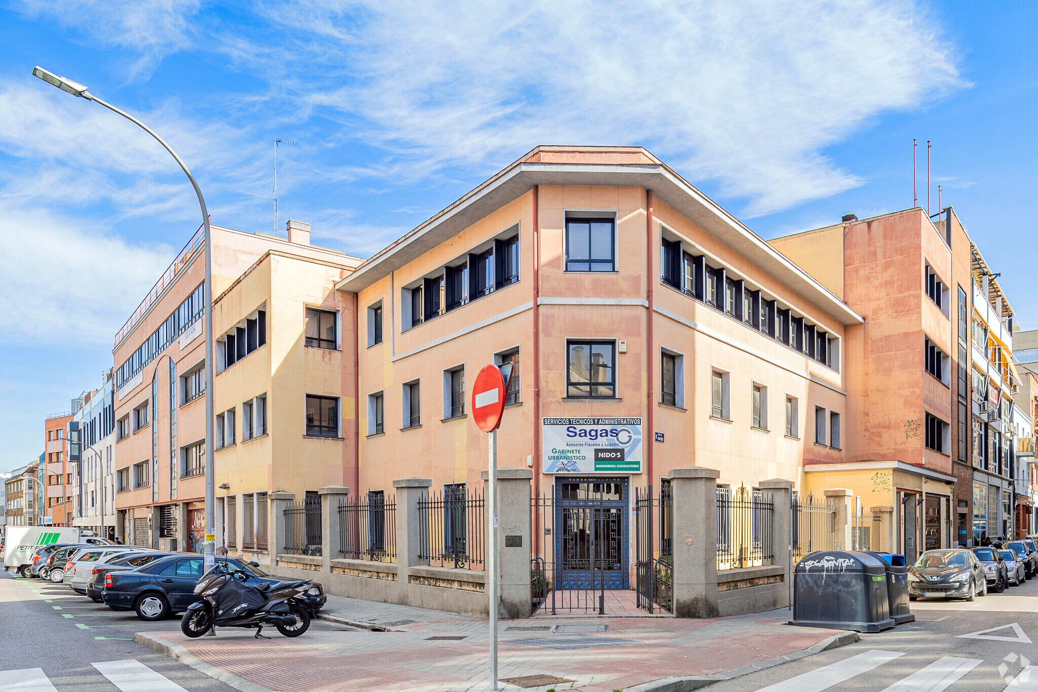 Calle Sánchez Pacheco, 72 - 74, Madrid, Madrid for sale Primary Photo- Image 1 of 1