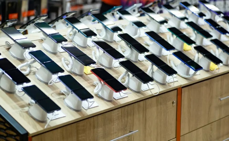 Retail in Les Lilas for sale Building Photo- Image 1 of 2