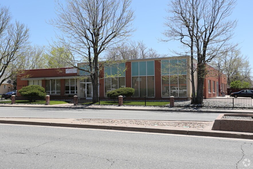 10190 Montview Blvd, Aurora, CO 80010