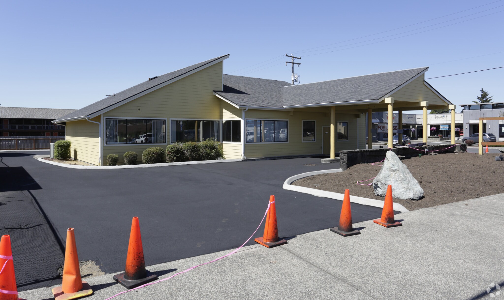 712 S Holladay Dr, Seaside, OR for sale Primary Photo- Image 1 of 1