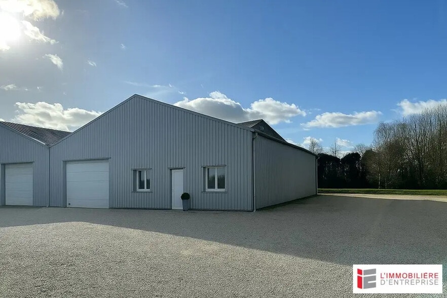 Flex in Rennes for lease - Building Photo - Image 1 of 5