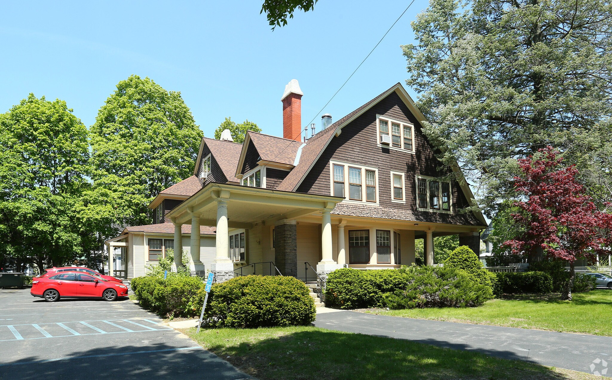 454 Glen St, Glens Falls, NY for sale Primary Photo- Image 1 of 1