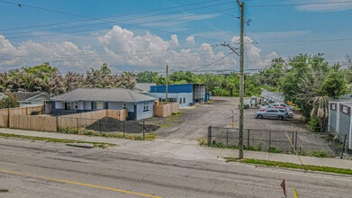 6911 Gibsonton Dr, Gibsonton, FL for lease Building Photo- Image 2 of 22