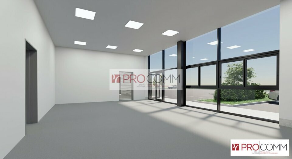 Flex in Chartres for sale - Building Photo - Image 1 of 12