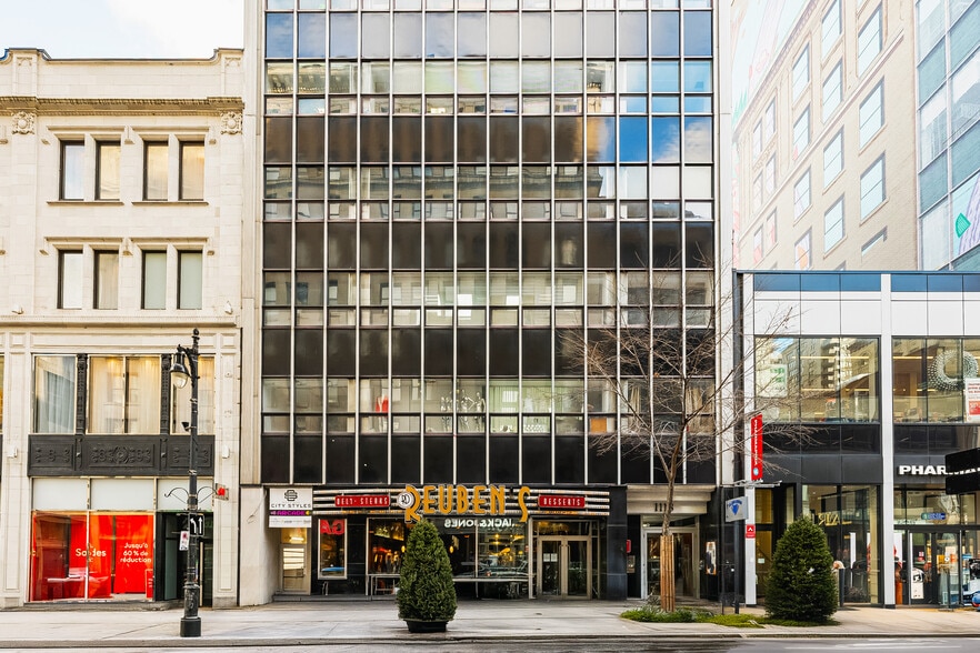 1118 Rue Sainte-Catherine O, Montréal, QC for lease - Building Photo - Image 1 of 4