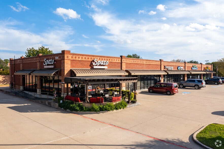 1201 W McDermott Dr, Allen, TX for lease - Building Photo - Image 3 of 6