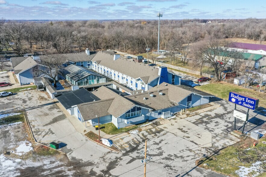 5220 NE 14th St, Des Moines, IA for sale - Aerial - Image 1 of 1