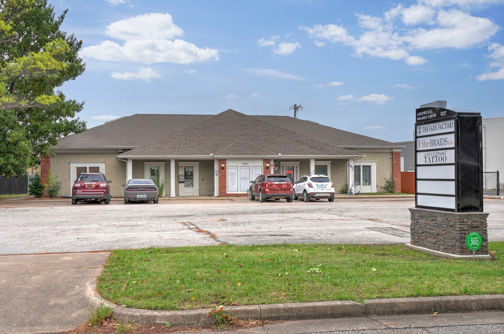 3227 S Lakewood Ave, Tulsa, OK for sale Building Photo- Image 1 of 12