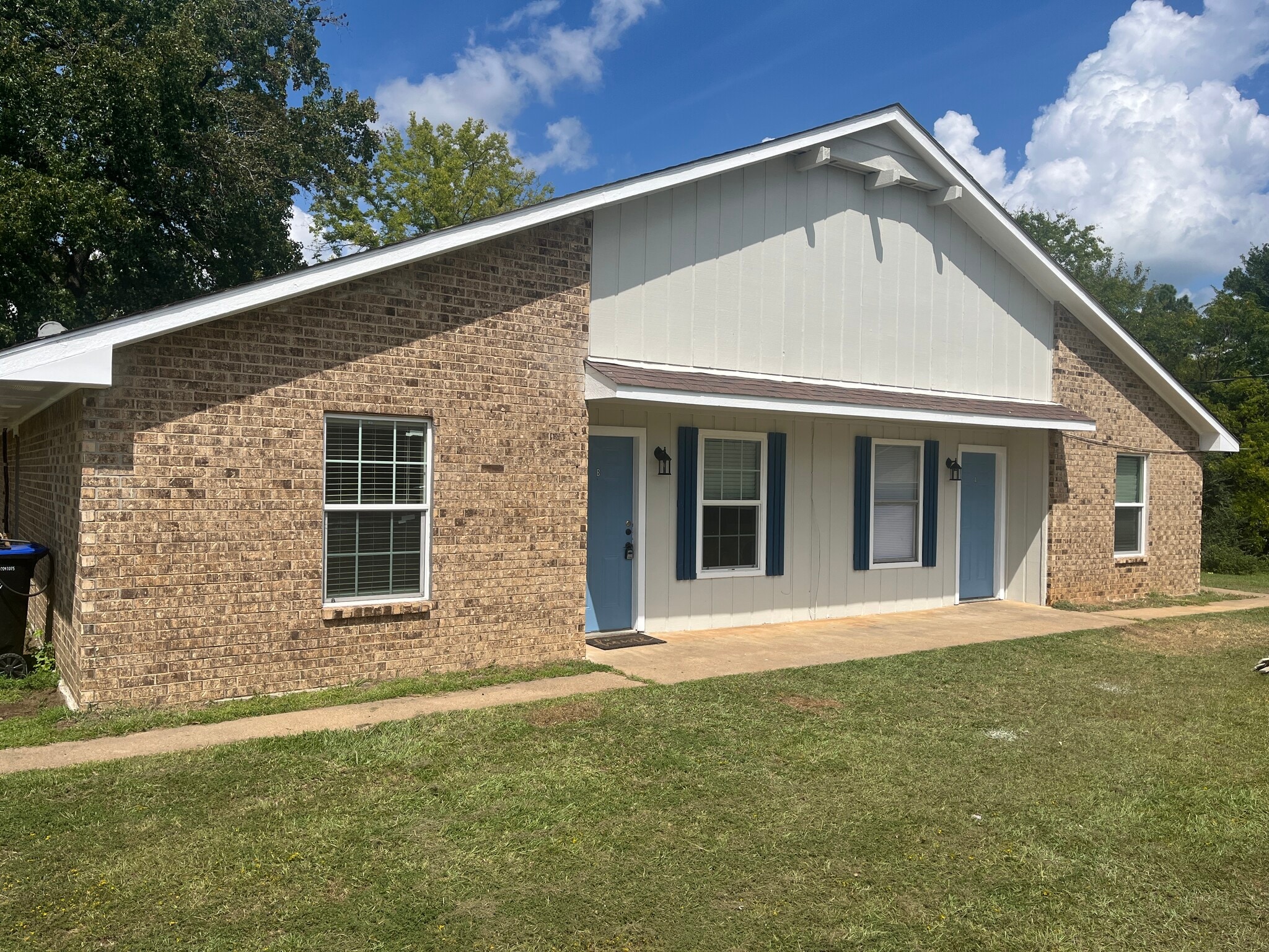 209 E Sycamore Ln, Longview, TX for sale Building Photo- Image 1 of 6