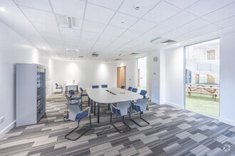 Queensway, Newport for lease Interior Photo- Image 2 of 4