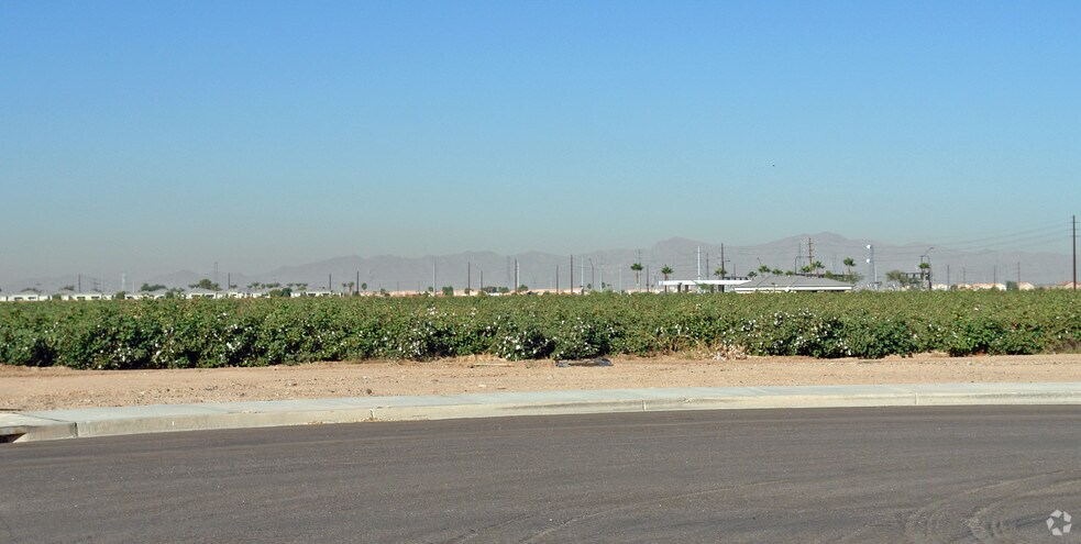 Avondale Blvd & Hilton Dr, Avondale, AZ for sale - Primary Photo - Image 1 of 1
