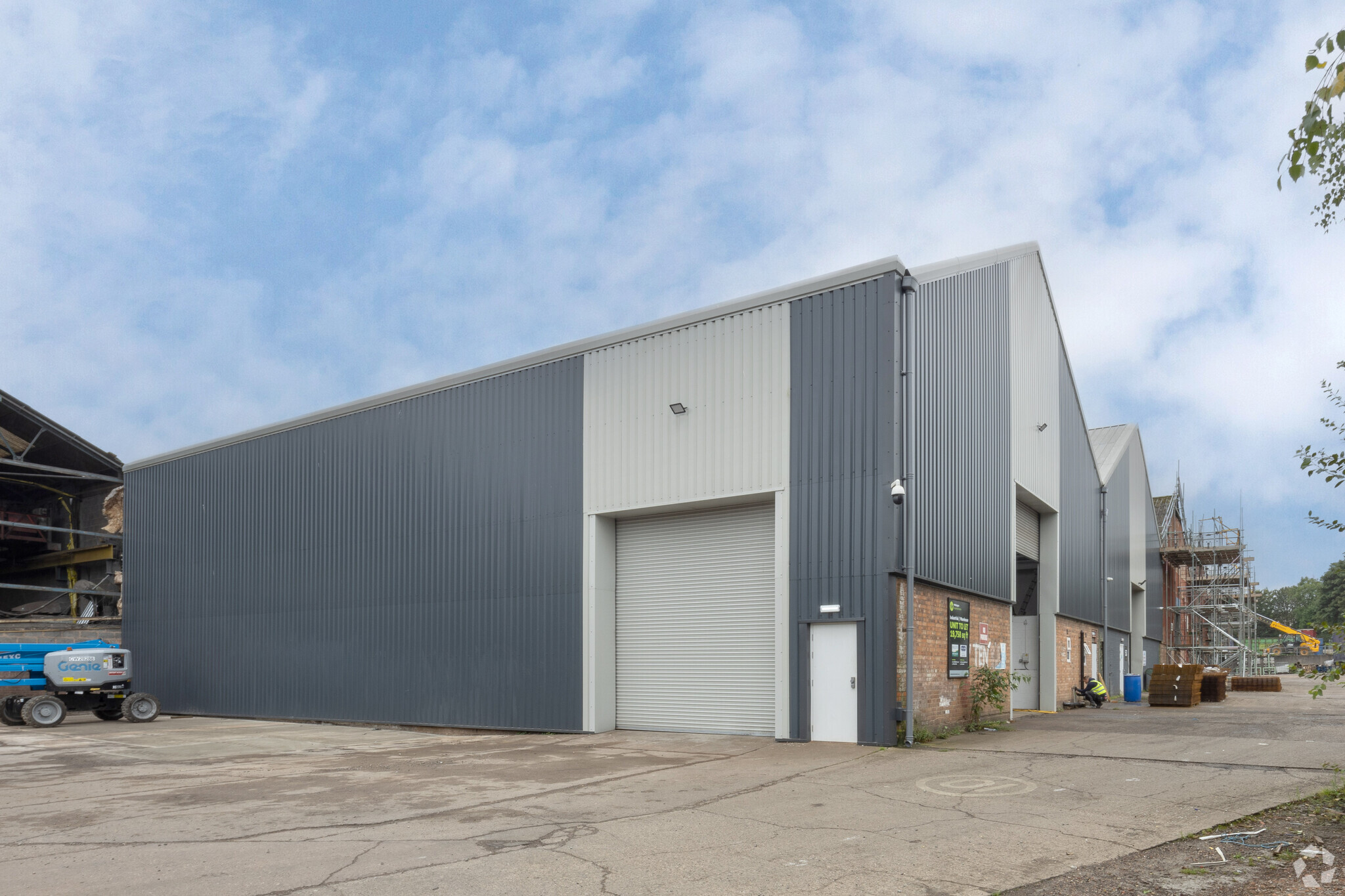 Bean Rd, Bilston for lease Building Photo- Image 1 of 3