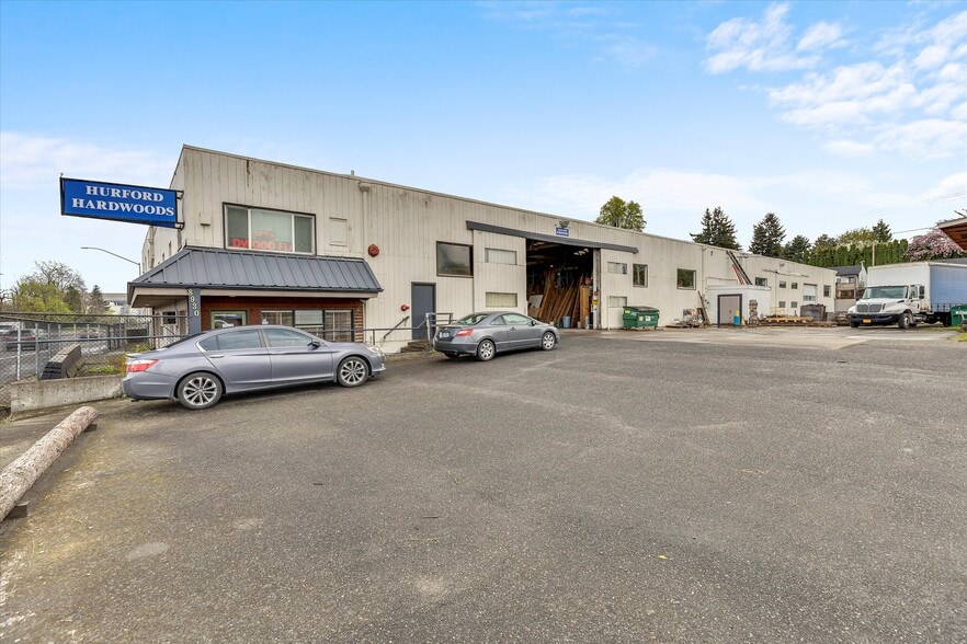 8900 NE Lombard St, Portland, OR for sale - Building Photo - Image 1 of 10
