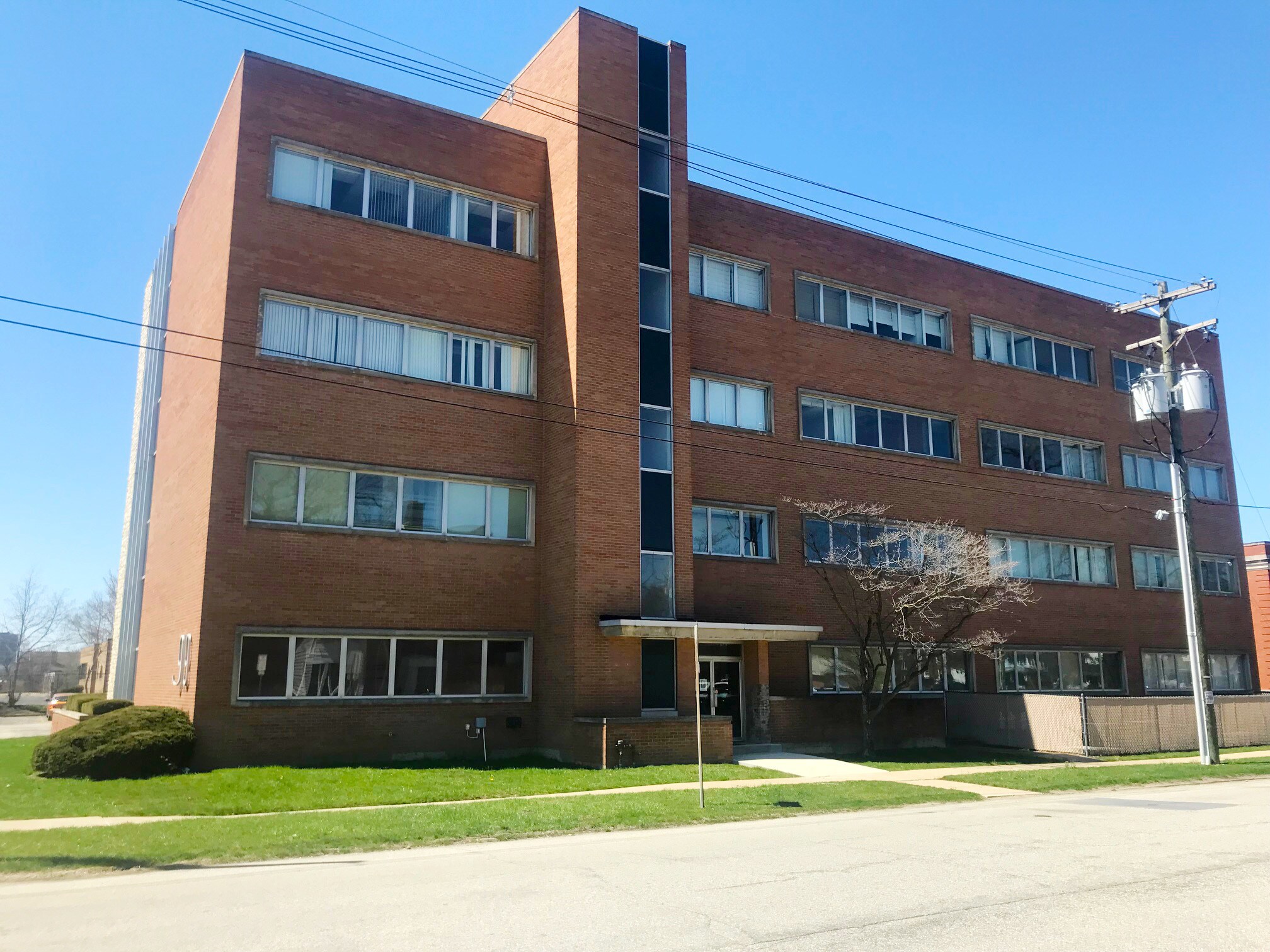 919 E Jefferson Blvd, South Bend, IN 46617 919 E Jefferson Blvd