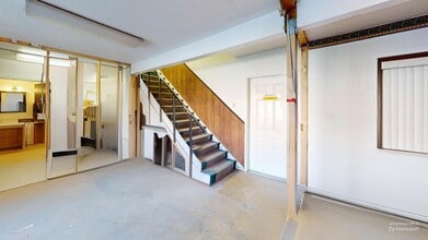 8106 S 1460 W, West Jordan, UT for lease Building Photo- Image 1 of 7