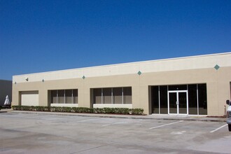 746 North Dr, Melbourne, FL for lease Building Photo- Image 1 of 5