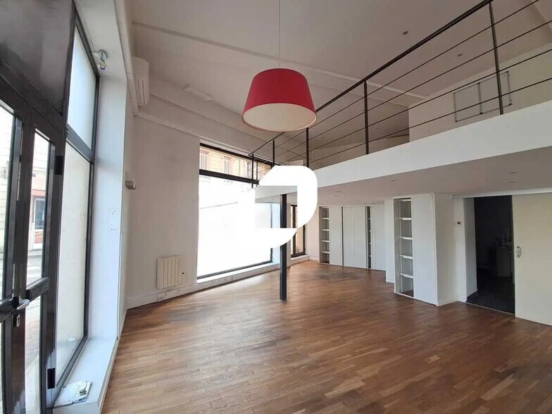 Office in Bordeaux for sale - Interior Photo - Image 3 of 6
