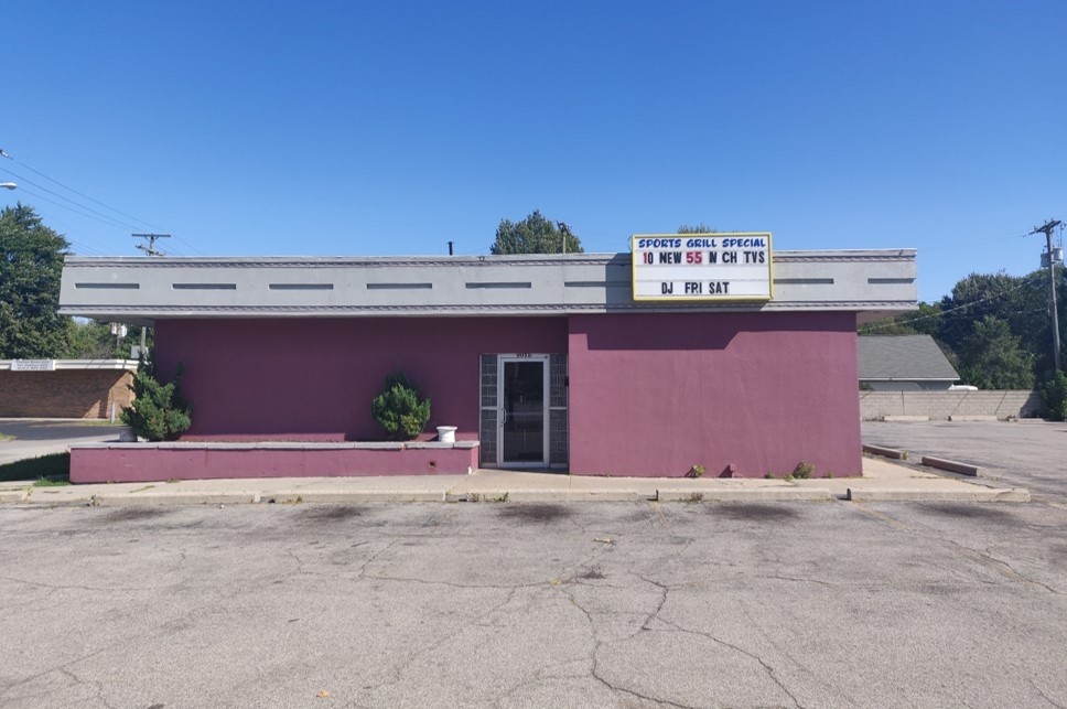 9015 Telegraph Rd, Taylor, MI 48180 - Retail for Lease | LoopNet