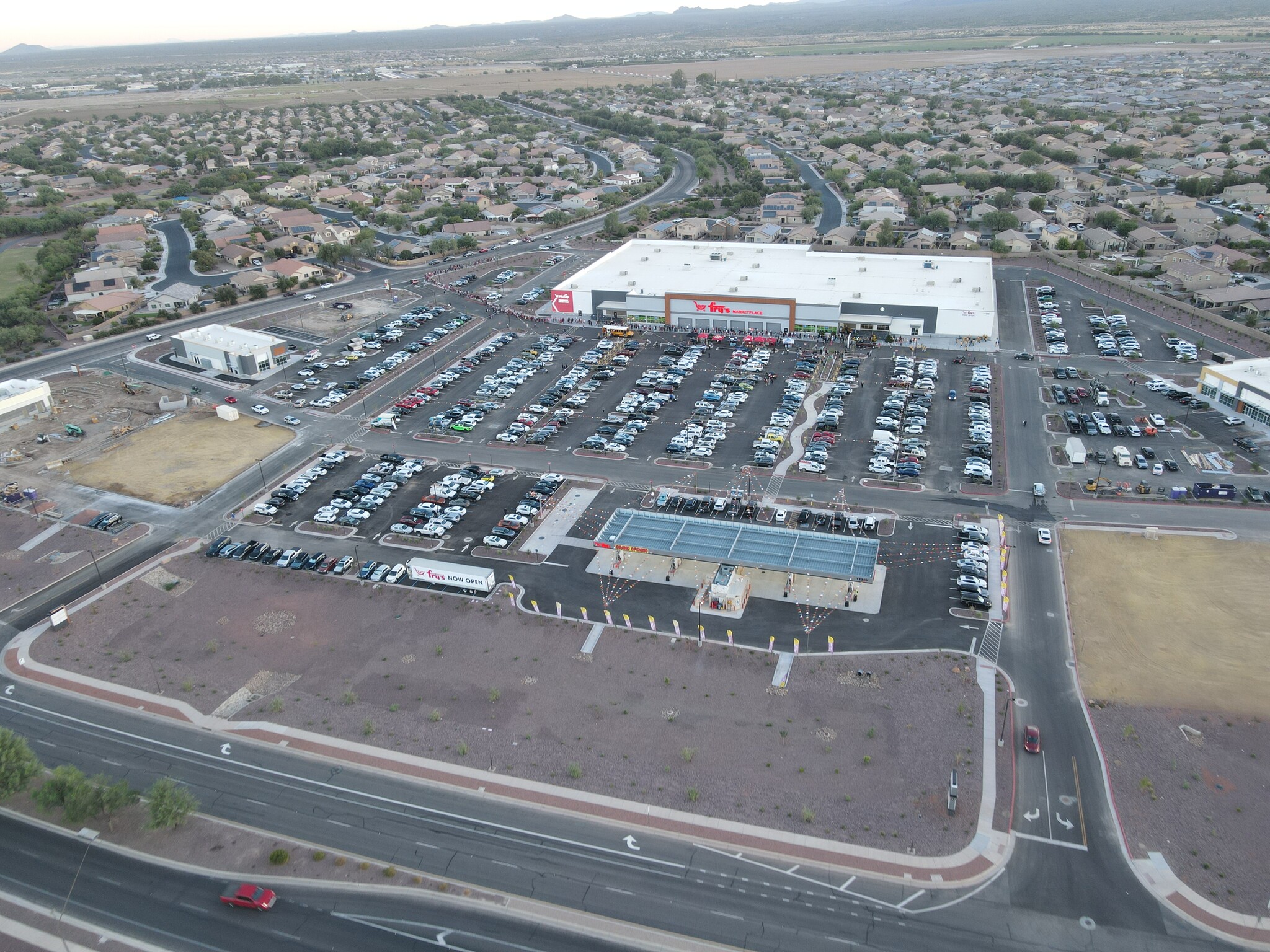 NEC Tangerine & Lon Adams, Marana, AZ for lease Building Photo- Image 1 of 4